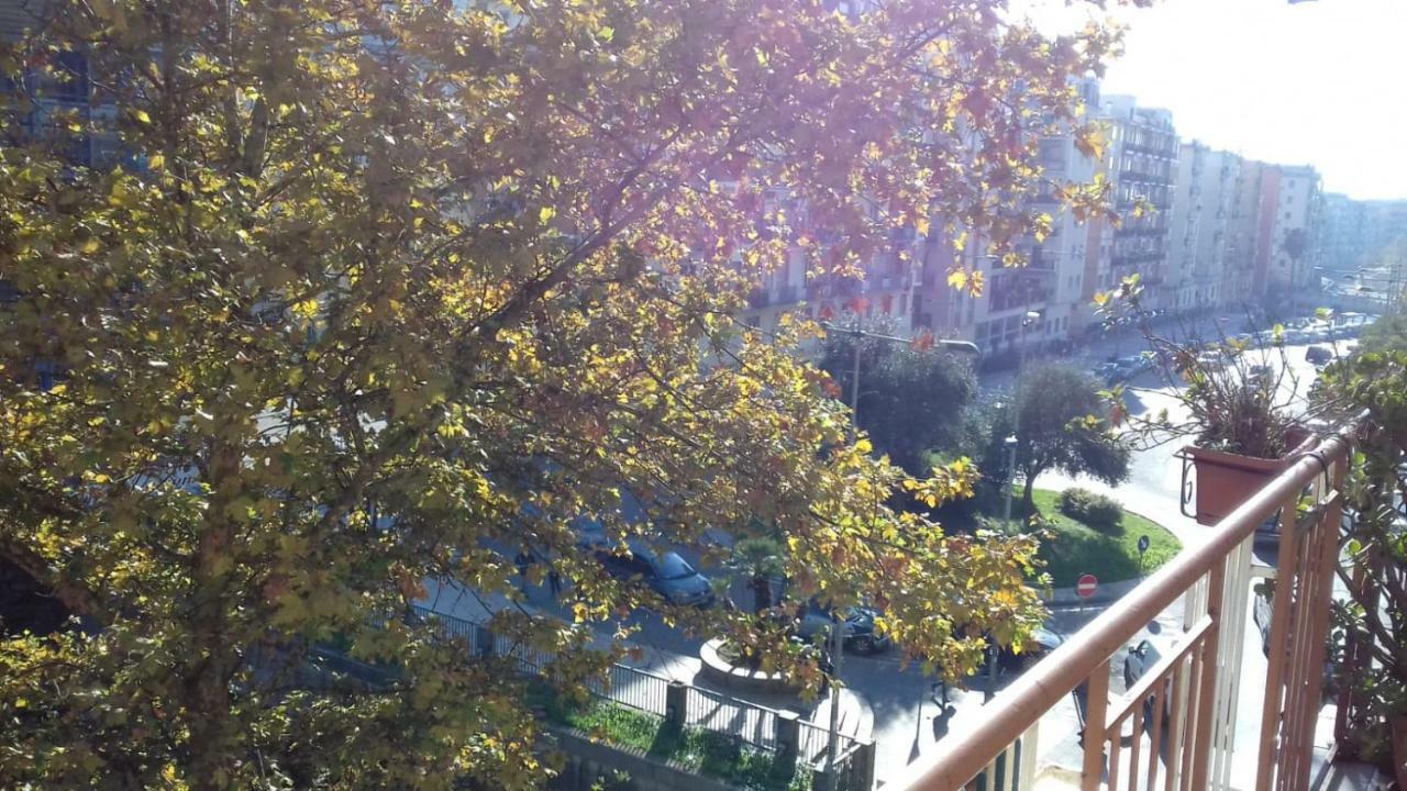 Bed and Breakfast Casa Family & Friends Salerno Esterno foto