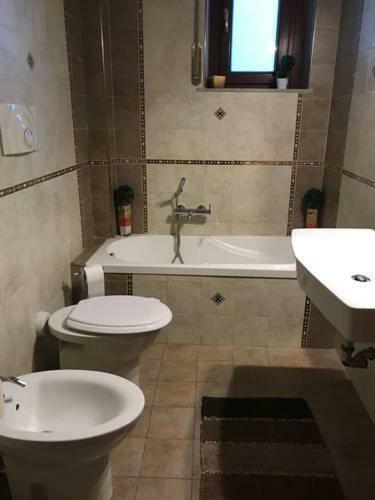 Bed and Breakfast Casa Family & Friends Salerno Esterno foto